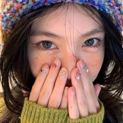 闪婚后,亿万总裁把我宠上天